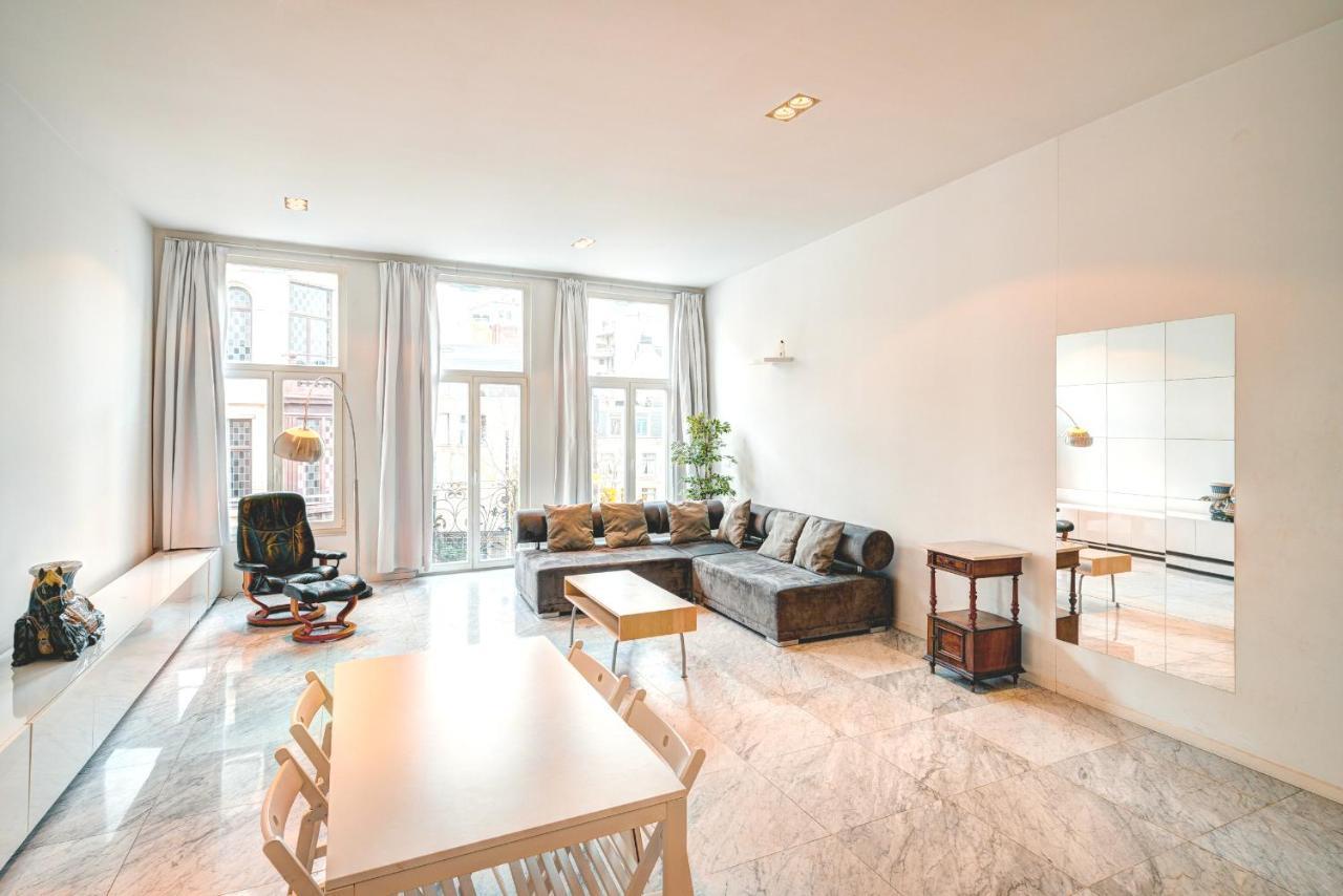 Three Bedroom Marble Apartment In The Heart Of Антверпен Екстер'єр фото