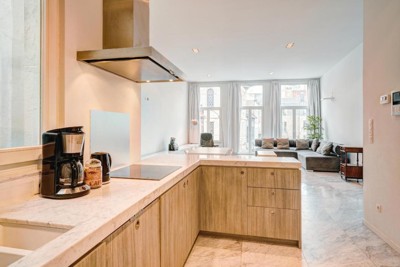 Three Bedroom Marble Apartment In The Heart Of Антверпен Екстер'єр фото